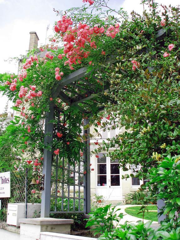 Chambres d'Hôtes La Brasserie Saulge Exterior foto